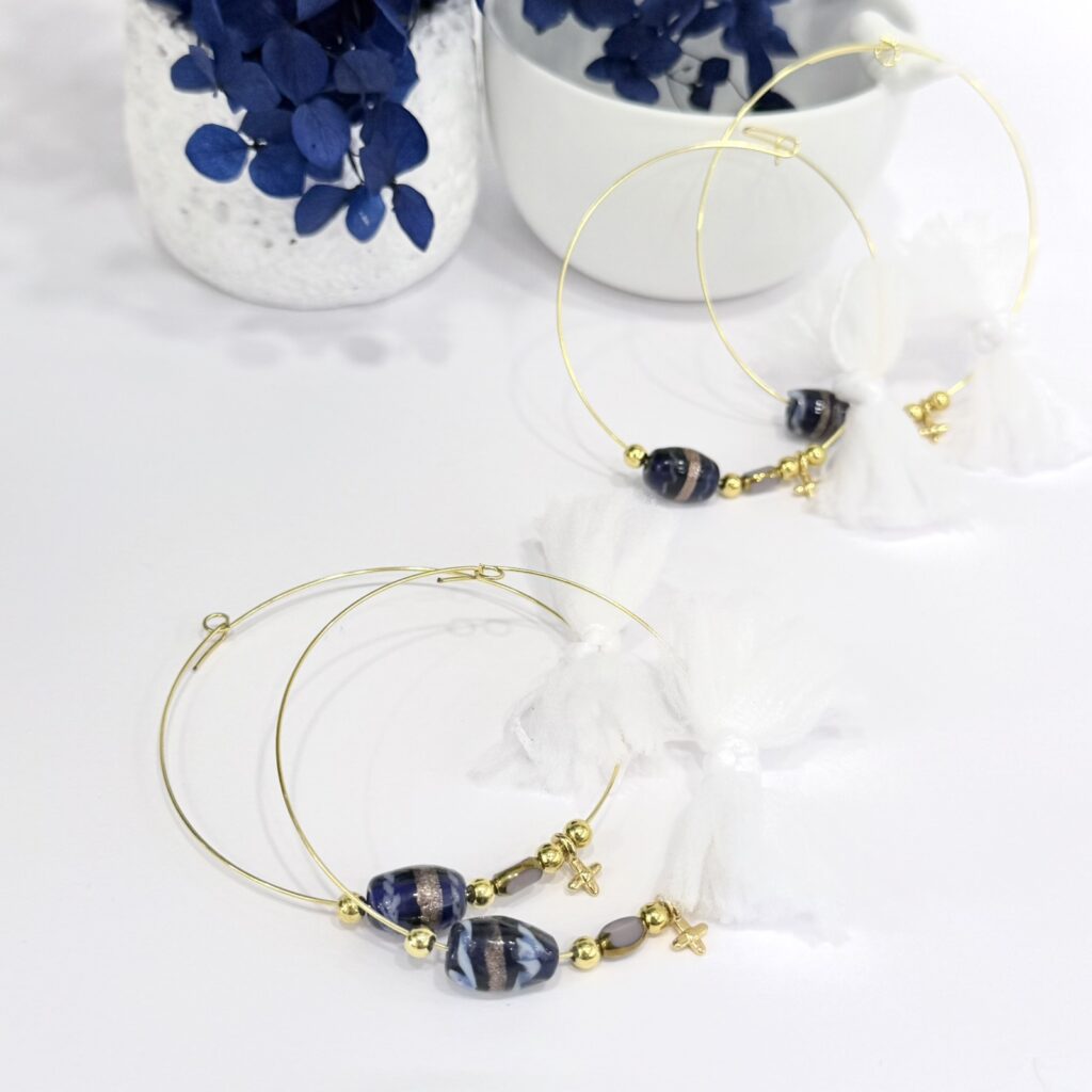 GP.30-Βραχιόλι-ατσάλινο-σύρμα-με-γυαλωμένη-χάντρα-και-σταυρό-24Κ