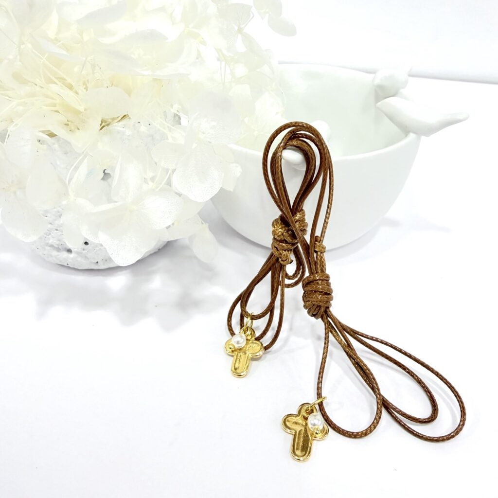 GP.41-Λαιμού-με-μεταξωτό-κορδόνι-και-κυκλαδίτικο-σταυρό-24Κ